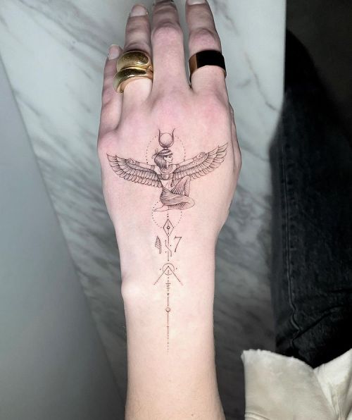 The Newest Hand Tattoos