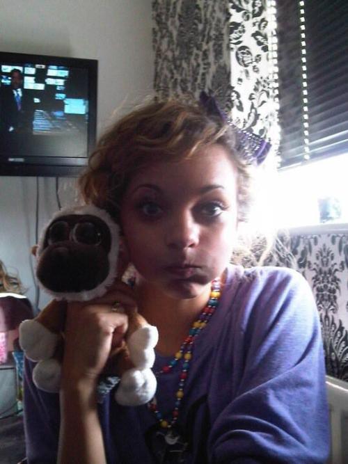 littlemix-news:LittleMix #25daysofLittleMix fetus photos - Jade