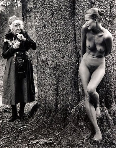 axemansjazz:  Imogen &amp; Twinka by Judy Dater, 1974. 