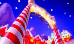 aesthetictales:Making Christmas, making Christmas, la la laIt’s almost here and