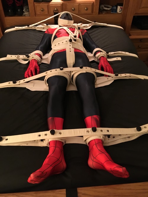 Anti-Coronavirus-Boredom treatment #111: Spiderman, caught in a web of Segufix straps, back in Decem
