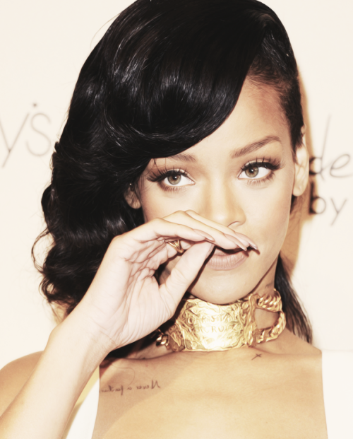 void-and-versace:        ╣Check Out My Blog╠ http://void-and-versace.tumblr.com/ 