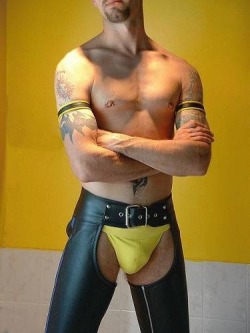 jockstrap-packages:  Send me YOUR jockstrap bulge and hard-on pics to uk.greytop@gmail.com