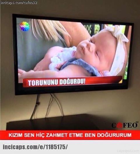 TORUNUNU DOĞURDU ! KIZIM...