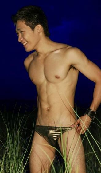 siroman91:  Hot Viet guy <3