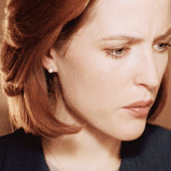 julieandrws:scully + sanguinarium (4.06)