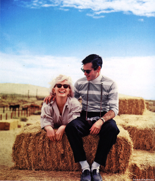 dialnfornoir:  Marilyn &amp; Milton Greene, 1954 