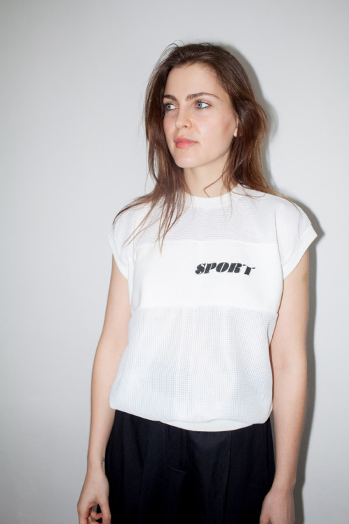 15/43SOLD“SPORT” WHITE TOP