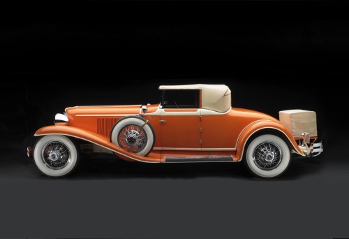 Cord L-29 Cabriolet, 1929. Collection of Auburn Cord Duesenberg Automobile Museum. Photo © Peter Har