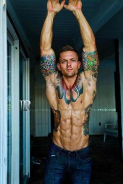 cj-gymspiration:  #Gymspiration… #TattooTues 