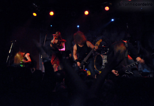 the-infallible-empress-blog:  Revamp @ Curitiba - May/2014 - pics by yours truly, Arianne Cordeiro, the Empress ;=) 