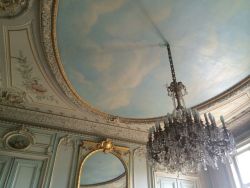 ezzyandme:  This is the ceiling of one of my classes in tours, France today.   ×