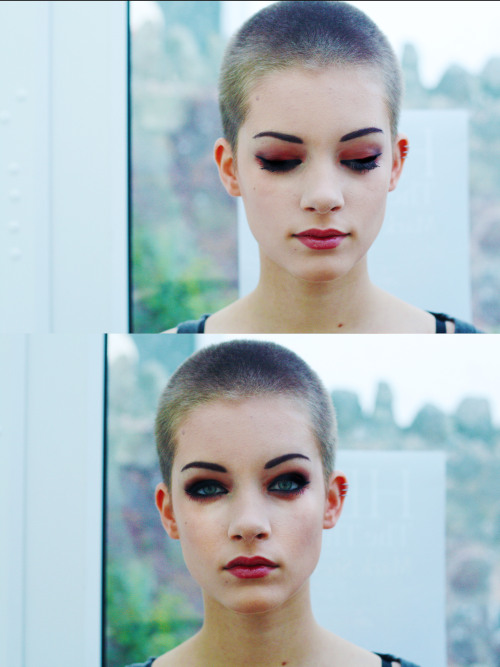 lovelydyedlocks:  pale—ghosts:  First day back at school…  