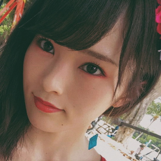 aksnicons-48:  Sayaka Yamamoto icons ↷ . . fᥲv ꪮr rᥱblꪮg if yꪮu sᥲvᥱ!Espero que gostem. 💌Thank you Sayanee, I’m looking forward to your future! 💞