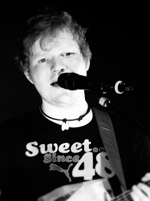 sheeran-usa: Exactly a year ago I saw Ed for the 3rd time  The venue held just around 1,000 peo