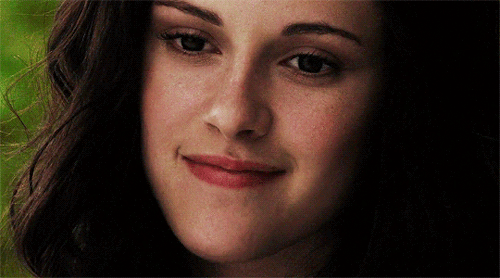 dianasofthemyscira:Happy Birthday. Don’t remind me. Bella, your birth is definitely something to cel