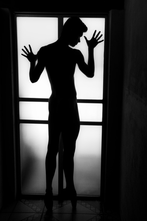  https://www.facebook.com/felipemessiasfotografia  shadow play