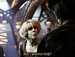 farscapefridaypodcast:jumpingpuddles:Farscape: A Clockwork NebariBonus (more reaction gifs here):The