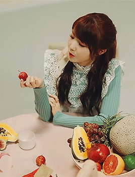 akb48love:  Honda Hitomi ♡ La Vie en Rose