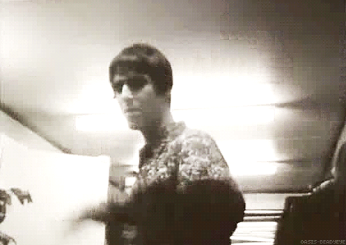 oasis-beadyeye:Brothers.- Wait.. wait.. is he.. is he trying… wait…- Just shut the fuck up. You all 