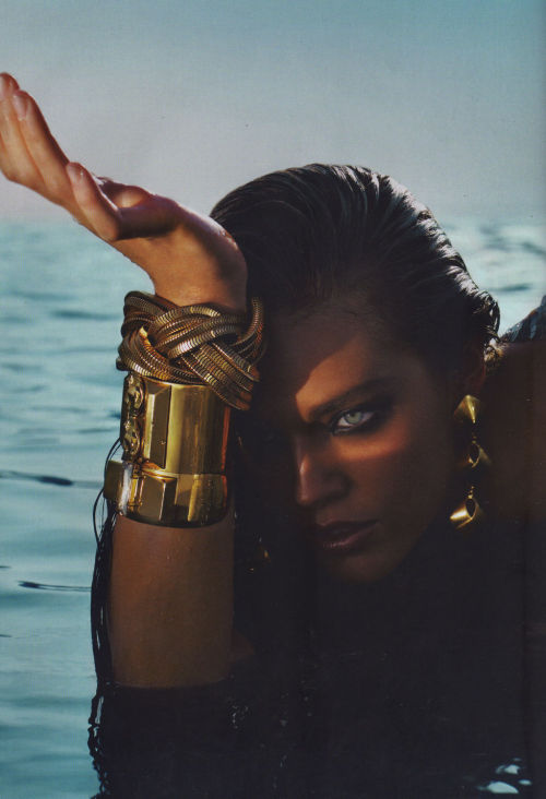 high-on-high-fashion:  Numero | October 2010 | MirageModel: Emily DidonatoPhotographer: Sølve Sundsb