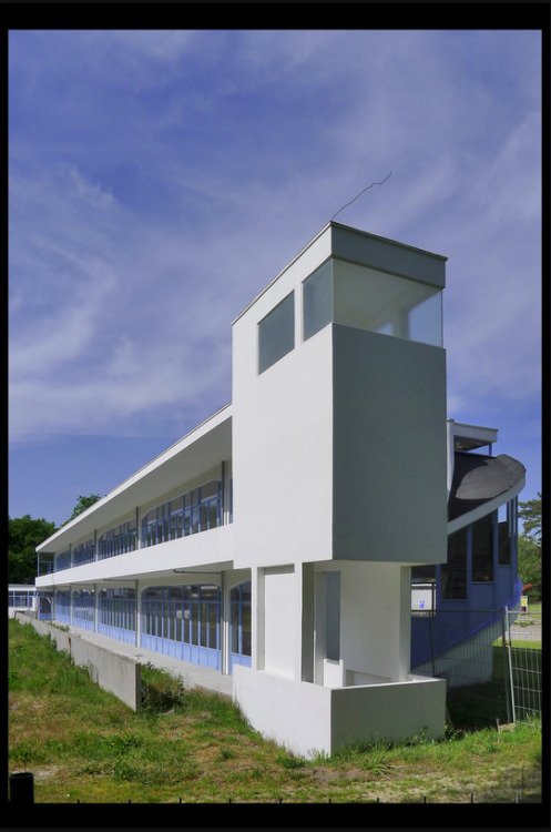 johnroeluna:Bernard Bijvoet and Jan Duiker, Sanatorium Zonnestraal, 1928