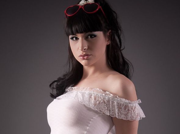 tgirlfantasy:  Ts Doll Bailey Jay Cute outfits , made me to feel her soft skin.