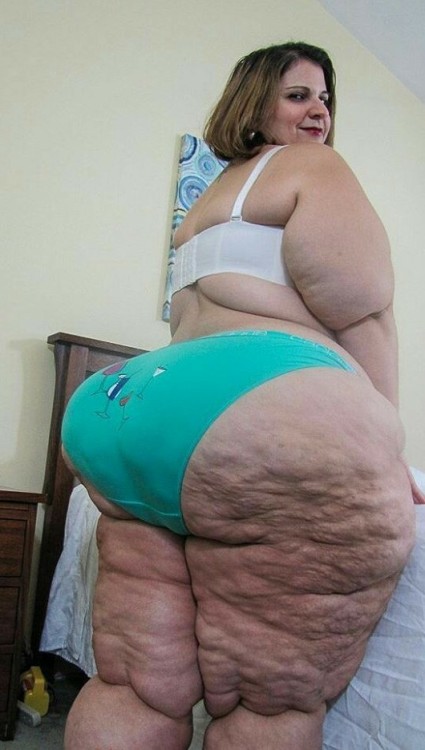 likemplumpssbbw: Fluffy And that cellulite Azz