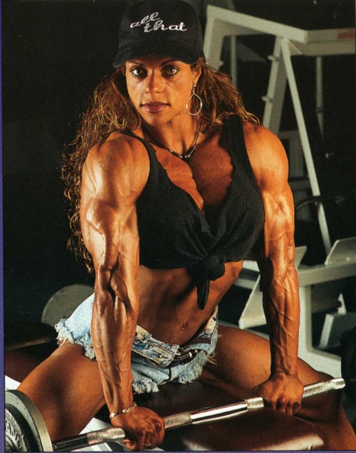 jaypiejay:  Classic muscle - Michelle Ralabate