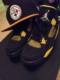 raiderxking:  Black & Yellow 