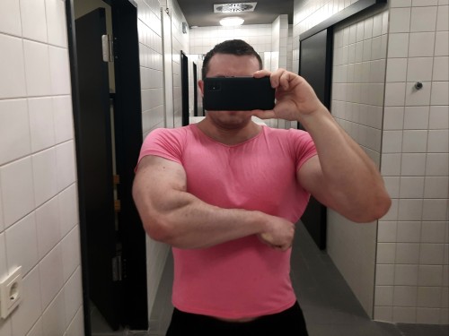 Gonna Take A Little Break From Posting After This Because My Body Dysmorphia Is Tearing Me Apart Atm.