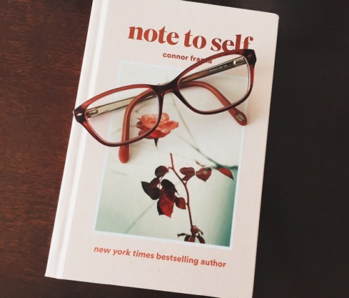 study-hard-and-succeed:currently reading // “Note to Self” by @connorfranta 
