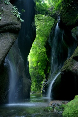 itravelworld: Yufugawa gorge, Oita 