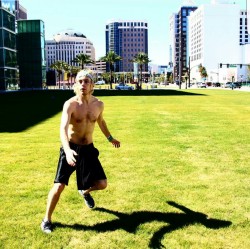 male-celebs-naked:  Riker Lynch