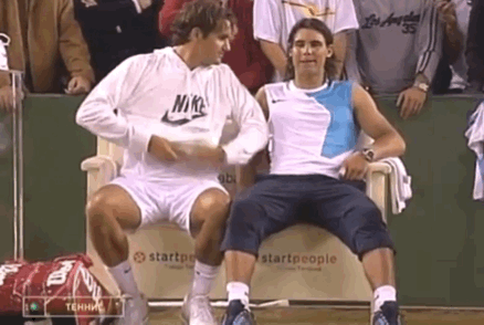 Clearing Out My Old Phone Handset And My '12 Days Of Roger And Rafa' Gifset That I Made Back In The Day