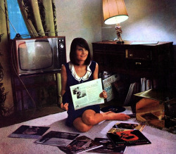 girlsgonevinyl:  SANDIE SHAW 