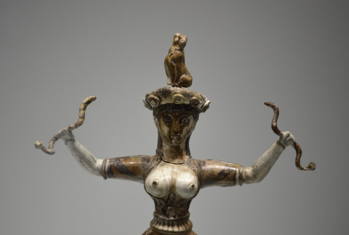 greek-museums:Archaeological Museum of Heraklion:Detail from one of the snake goddesses figurines, t