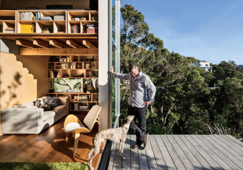 mymodernmet:  Seaside Home Uses Japanese Design to Foster Grandiose Space from 538 Square Feet 