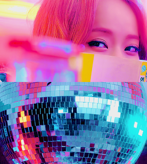 loona-tv: LOOΠΔ + Color Palettes; ViVi’s Everyday I Love You