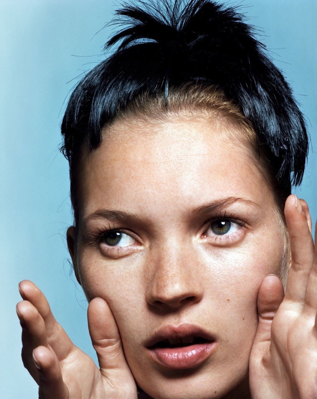 niuniuyork:  Kate Moss for Harper’s Bazaar by David Simms, 1997
