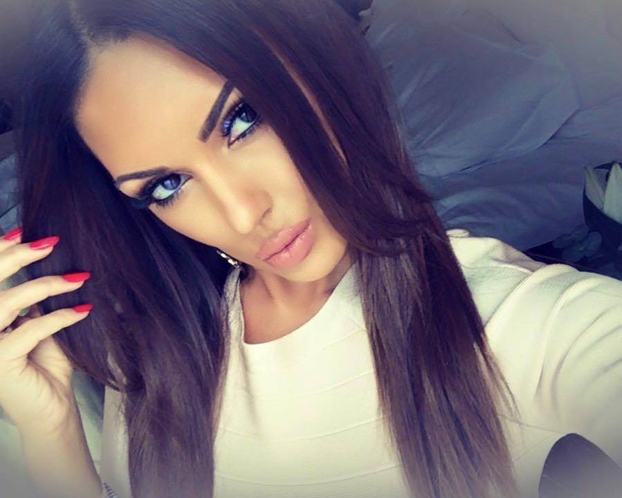 ENJOY.👌 MORE THAN 40K AMAZING PICTURES AND VIDEOS + GIF&rsquo;S OVER 2K REAL