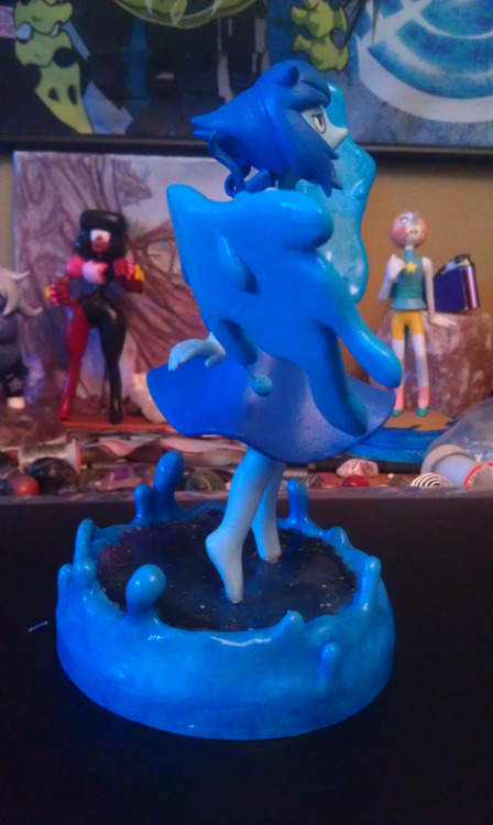 krystami:  I made Lapis 8D This was super fun to make and I am just happy with it in general.I wish I had a better camera to pick up every detail, best lighting I could get without being too bright or grainy. 