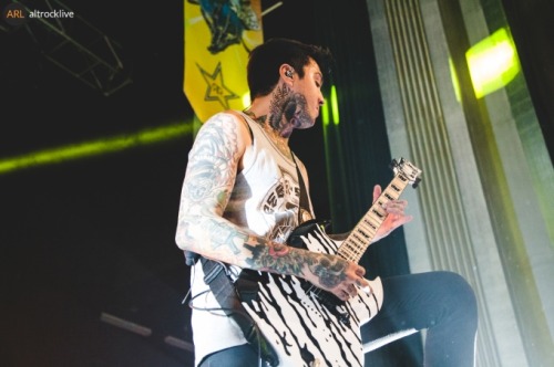 ptv-daily:  Pierce The Veil Fox TheaterPomona, CA by: AltRockLive