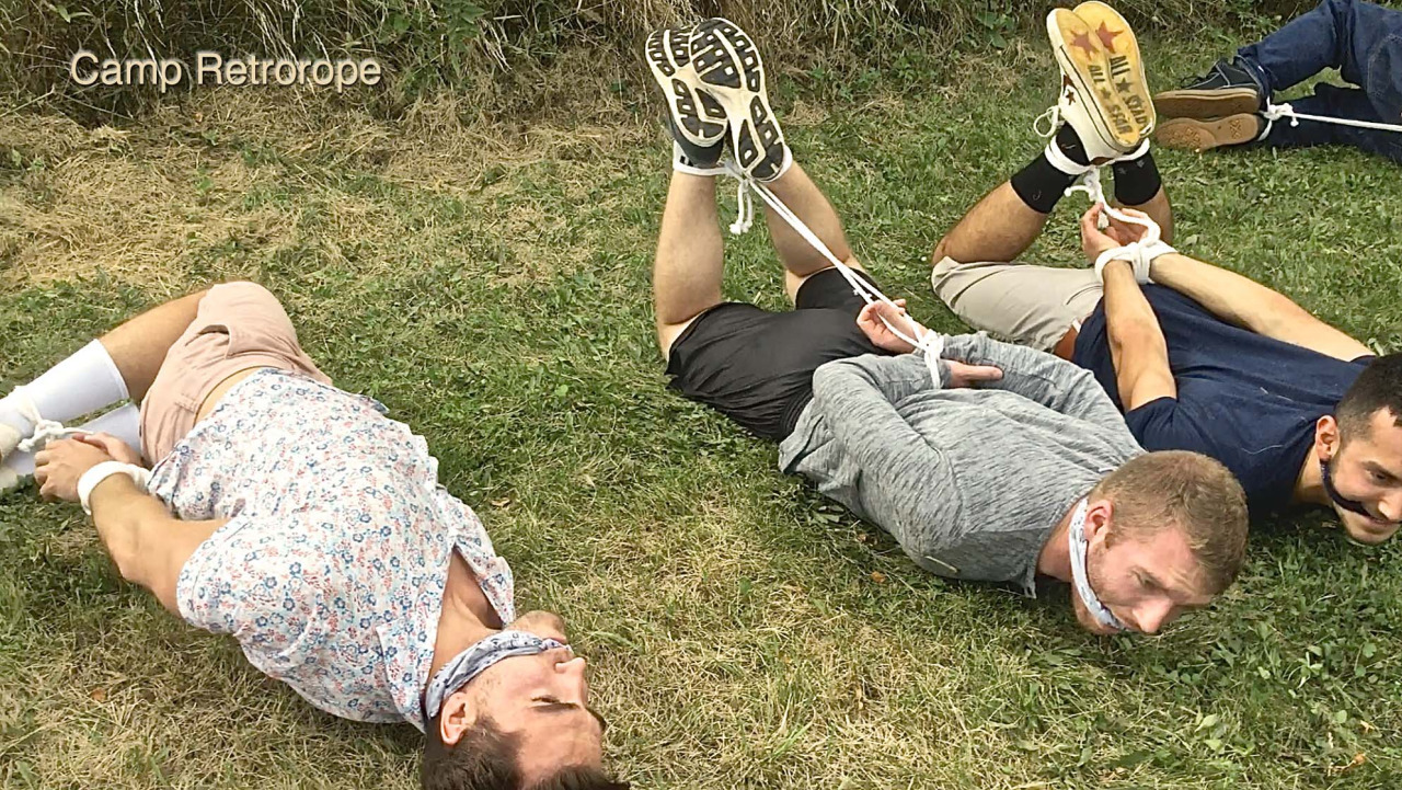 Guys in Bondage and Male Feet