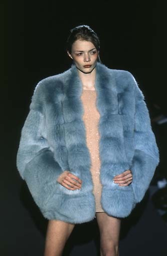 lelaid:  Jodie Kidd at Gucci F/W 1997