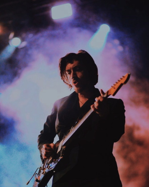 thurnerstorms:Arctic Monkeys @ Holywood Forever (5/05/18)
