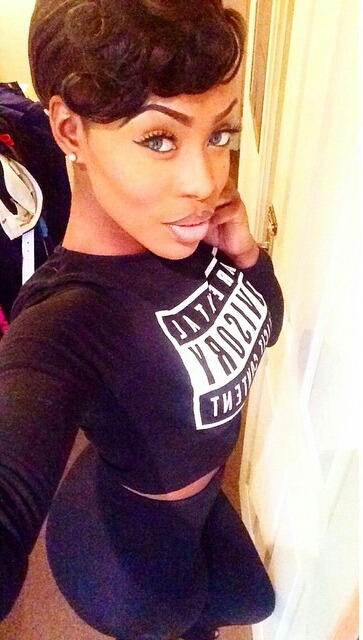 jaiking:  fckyeahprettyafricans:  GhanaianUk Insta: iamdivinerozay  Follow me at