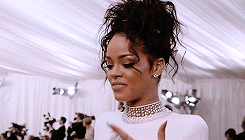 ririwhatsmyname: “Seriously, all I want is a guy to take me out and make me laugh
