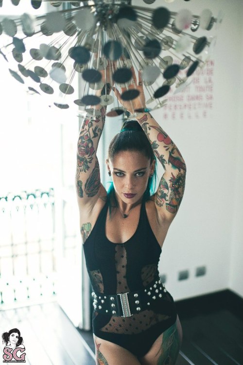 sglovexxx:  Eden Suicide