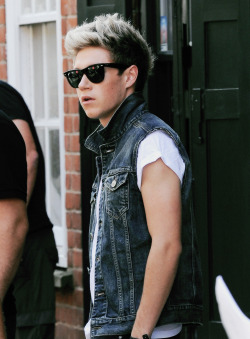 let me kiss you